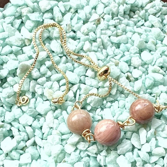 Rhodonite adjustable gold rope beaded rhodonite - Picture 1 of 6